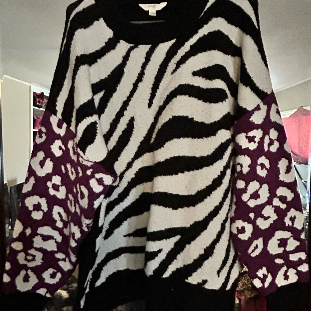 Black and White Zebra Stripe Crew Neck Sweater